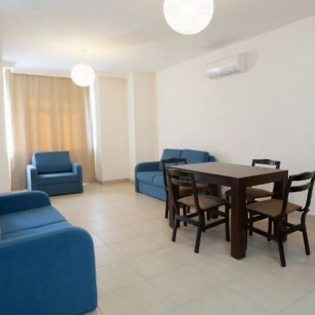 Side Suite Hotel Ngoại thất bức ảnh