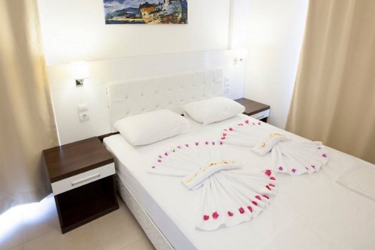 Side Suite Hotel Ngoại thất bức ảnh